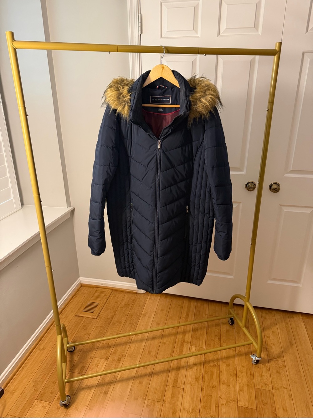 Tommy Hilfiger Navy Long Puffer Coat Faux Fur Hood – XXL
